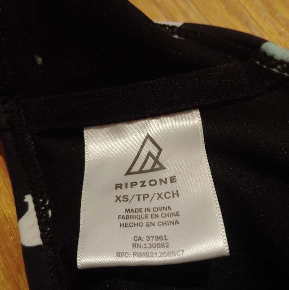 Ripzone Floral Bikini Top - Picture 3 of 3